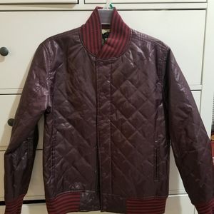 Shiny quilt bubble maroon jacket